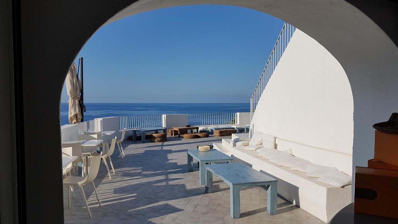 Hotel Santa Isabel Malfa  Extérieur photo