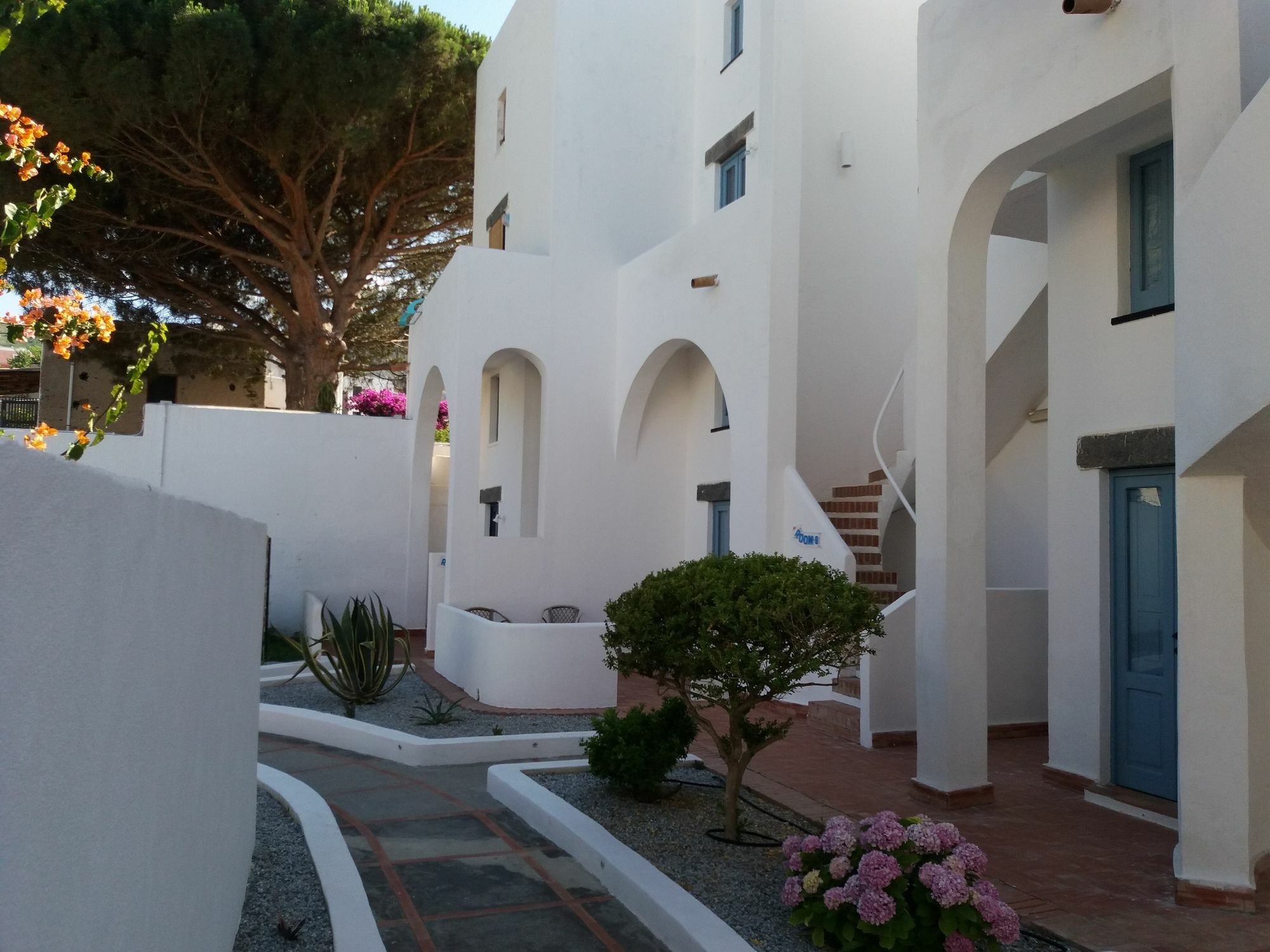 Hotel Santa Isabel Malfa  Extérieur photo